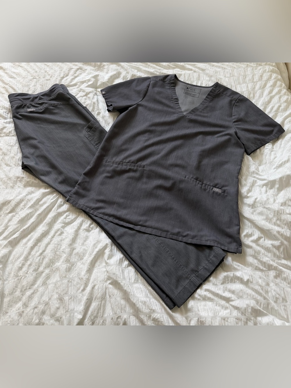 Figs Graphite Scrub Set